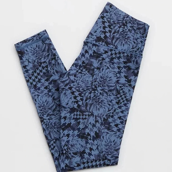 New OFFLINE By Aerie Real Me Xtra Hold Up! Leggings - Picture 2 of 9